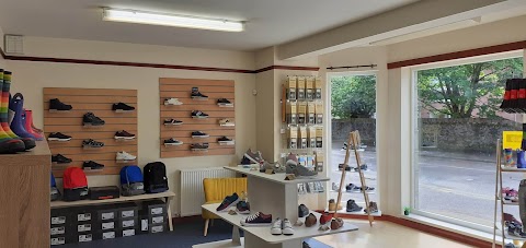 Wee Shoe Shop . Banchory