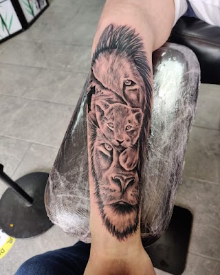 Grizzly Art Collective - Tattoo Studio Coventry