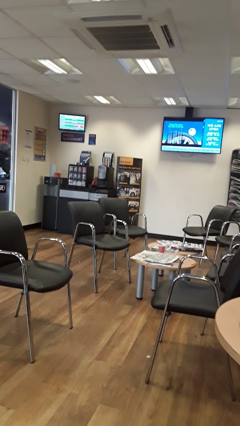 Kwik Fit - Bushey - Watford