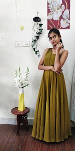 Sravani Mandali - Designer Boutique