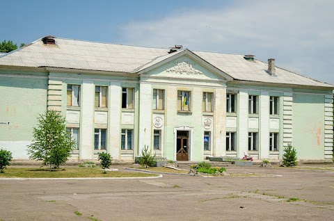 Center for Out-of-School and Child Creation name.O.Koshovyi m. Kamyants'ke. Branch "Umka"