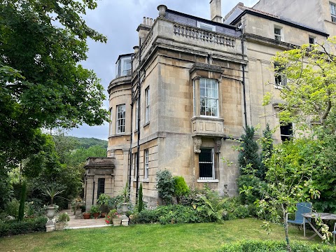 Grosvenor Villa