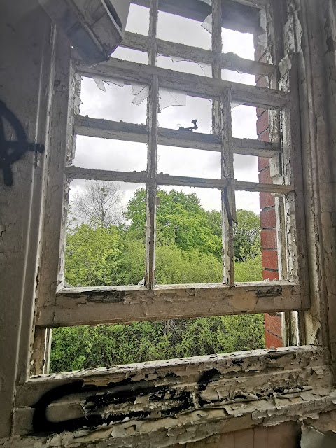 Barrow gurney mental hospital