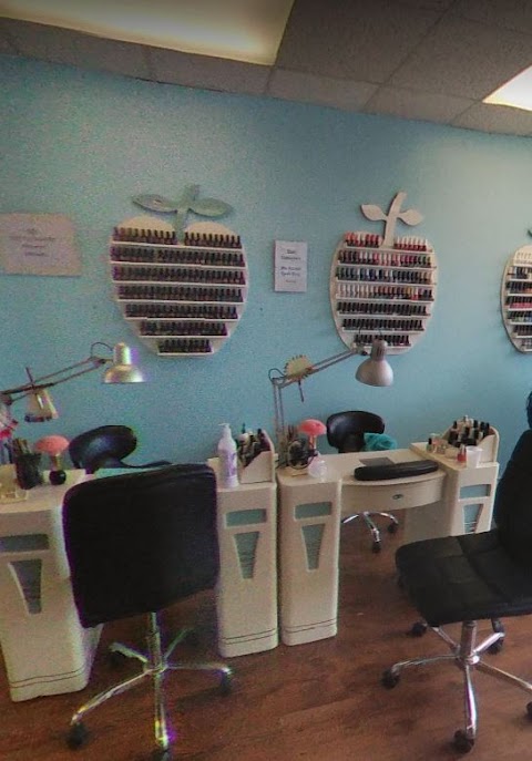 Top Teen Nails & Beauty Epsom