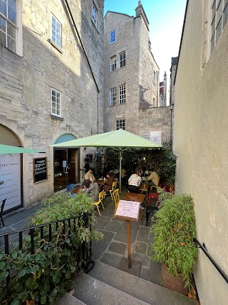 The Courtyard Cafe