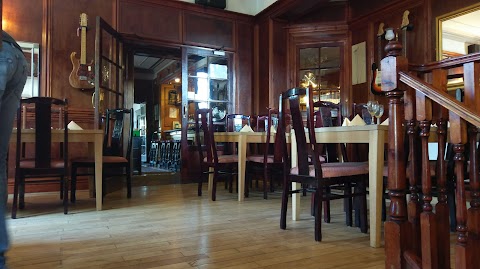 The Wickham Arms Hotel