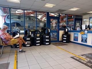 Kwik Fit - Barry