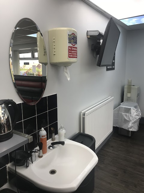 Cutting Station Barbers