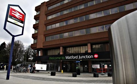 Watford Junction Flowers