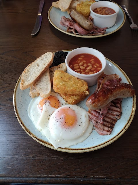 The Red Lion Bishopgate