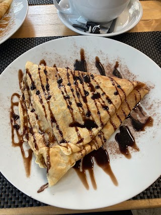 Cafe Creperie