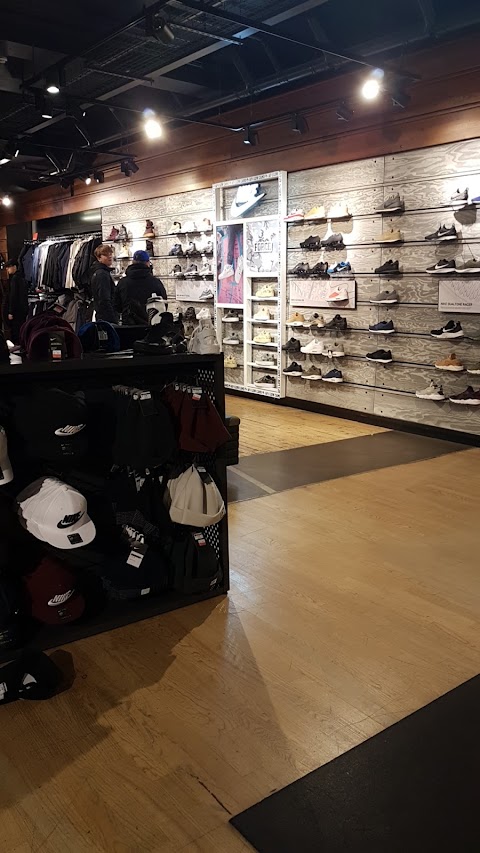 Nike Store