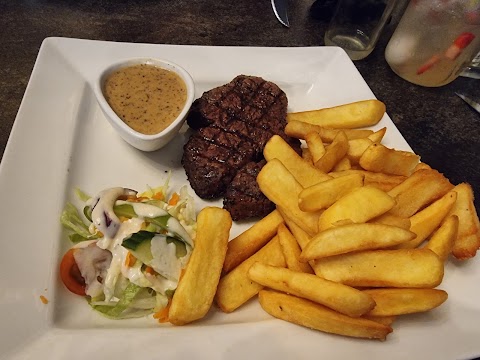 Steak and Lounge Restaurant