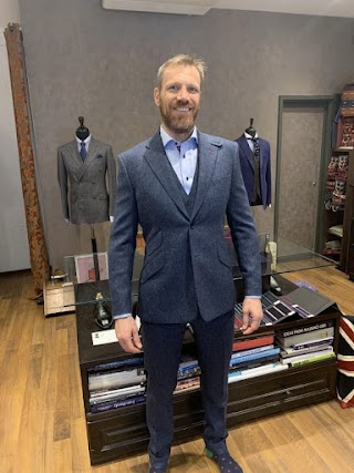 Simon Dowling Bespoke Suits