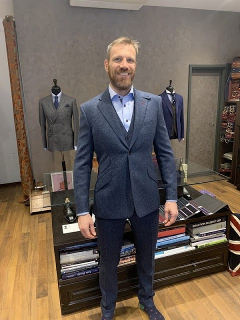 Simon Dowling Bespoke Suits