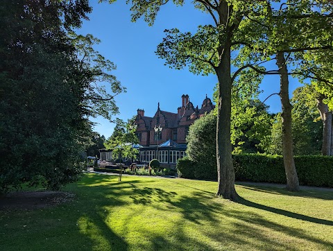 The Oakfield at Chester Zoo