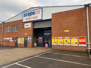 Screwfix Camberley