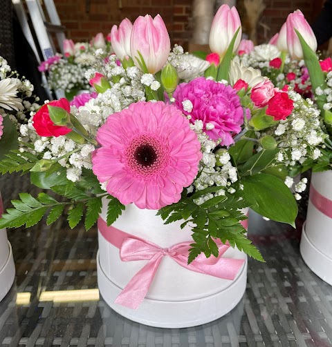 Belle & Blossom Florist - Coventry