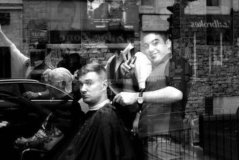 Headline Barber