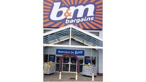 B&M Store