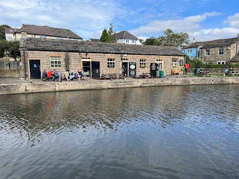 The Five Rise Locks Cafe