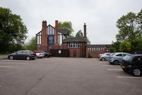 The Gate Hangs Well Public House