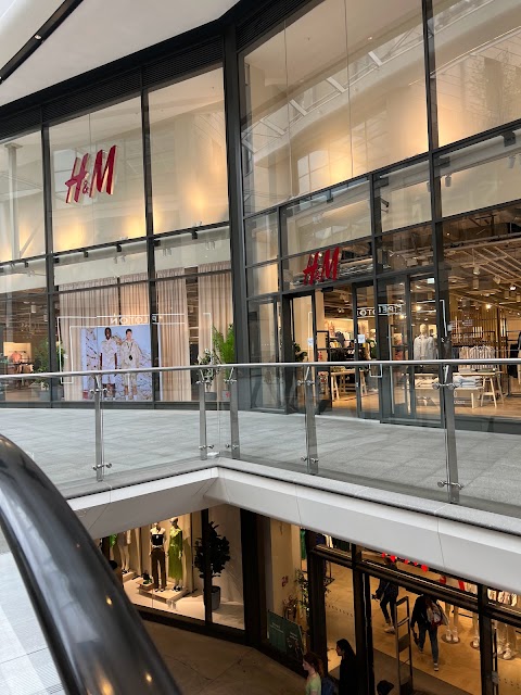 H&M