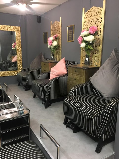 Halo Salon & Boutique