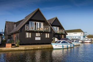 Barnes Brinkcraft Holiday Homes