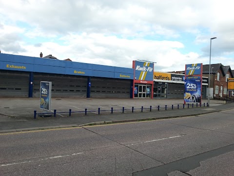 Kwik Fit - Crewe