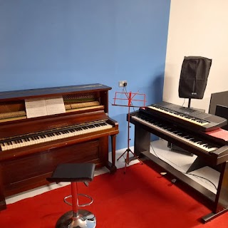 Evolution studio Cardiff