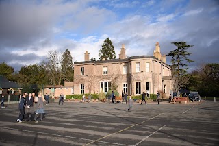 Heathfield Knoll School and Nursery