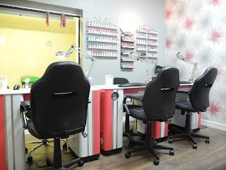 Avish Nail & Beauty Salon