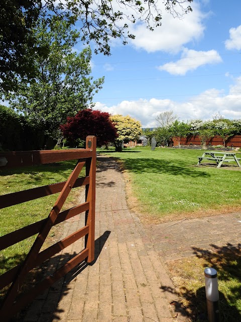 The Barn B&B and Tyn Cellar Farm Cottages