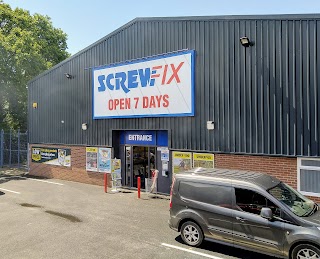 Screwfix Tavistock