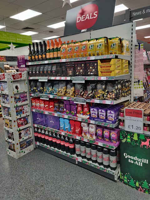 Central Co-op Food - Desborough