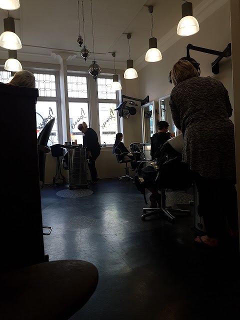 Barnet's Hair Studio