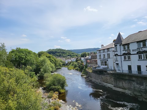 Bridge End Hotel