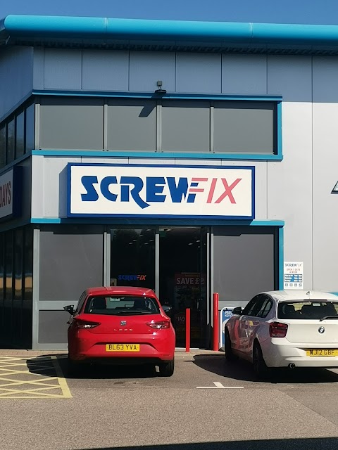 Screwfix Hedge End