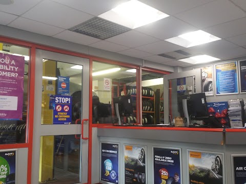 Kwik Fit - Wallington