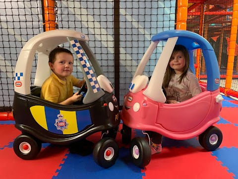 Airtastic Entertainment Centre Craigavon – Bowling, Mini Golf, Soft Play, Arcade, NY Kitchen