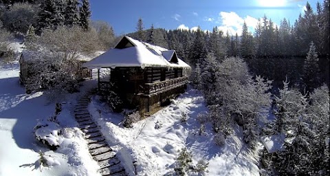 САУНА З БАСЕЙНОМ ЯРЕМЧЕ + ЦАРСЬКІ ЧАНИ ТА ДІЖКИ