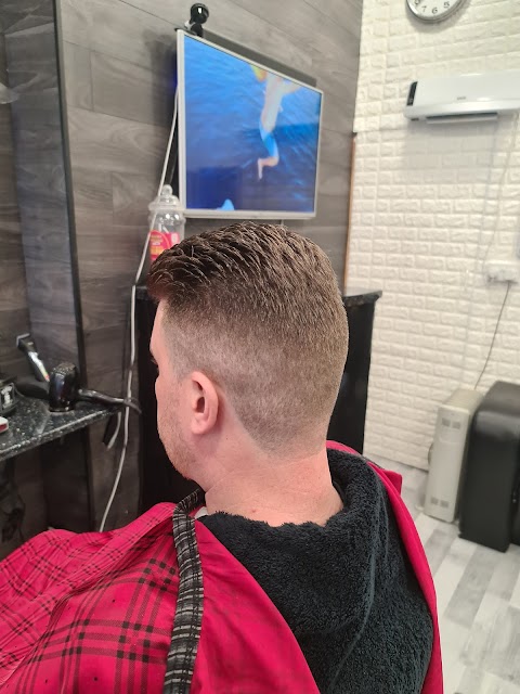 Master Cut Barbers