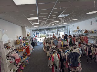 Alternatives mother & baby Charity Shop