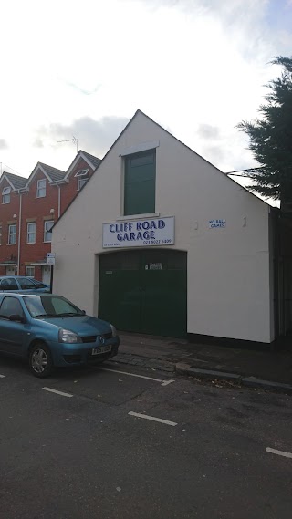 Cliff Road Garage