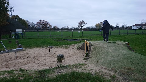 Oulton Way Play Area