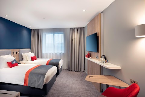 Holiday Inn Express London Heathrow T4, an IHG Hotel