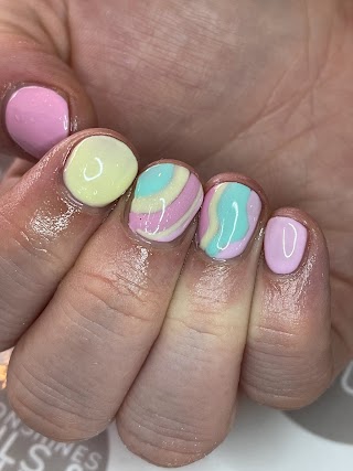 Moonshines Nails