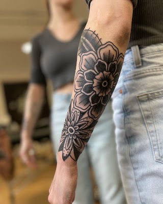 Karma Tattoo Studio Winchester