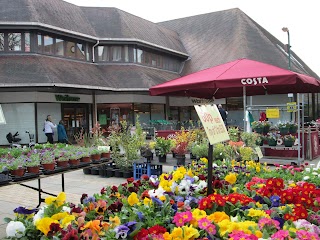 Waitrose & Partners Woodley